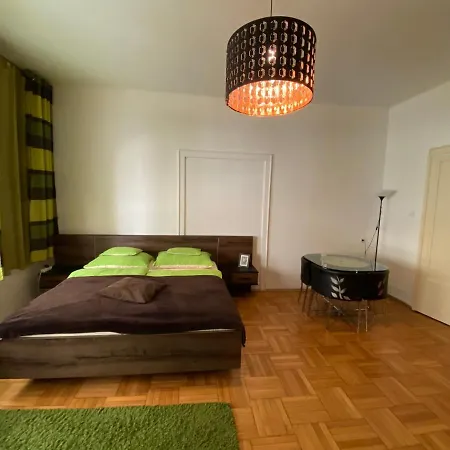 Apartmán And Heart Of The