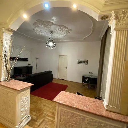 And Heart Of The Apartmán Budapešť