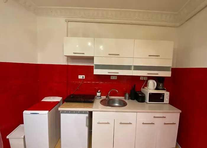 And Heart Of The Appartement Budapest