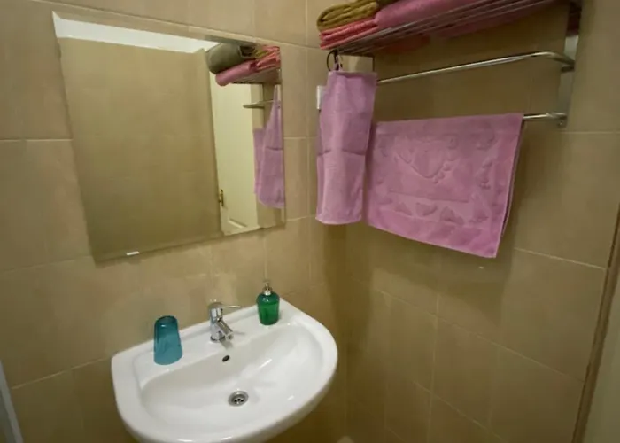 Appartement And Heart Of The