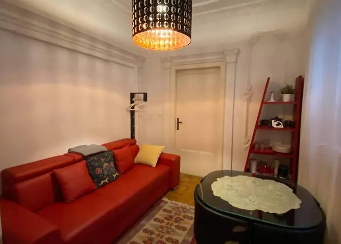 Appartement And Heart Of The *