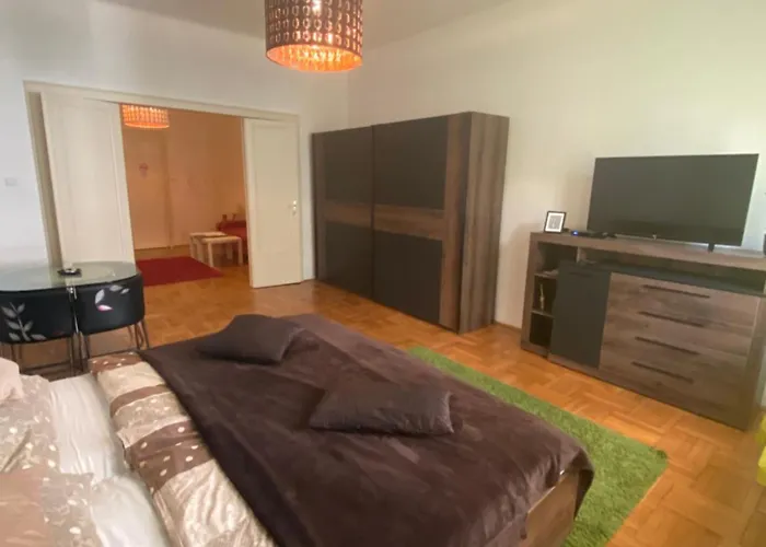 And Heart Of The Appartement